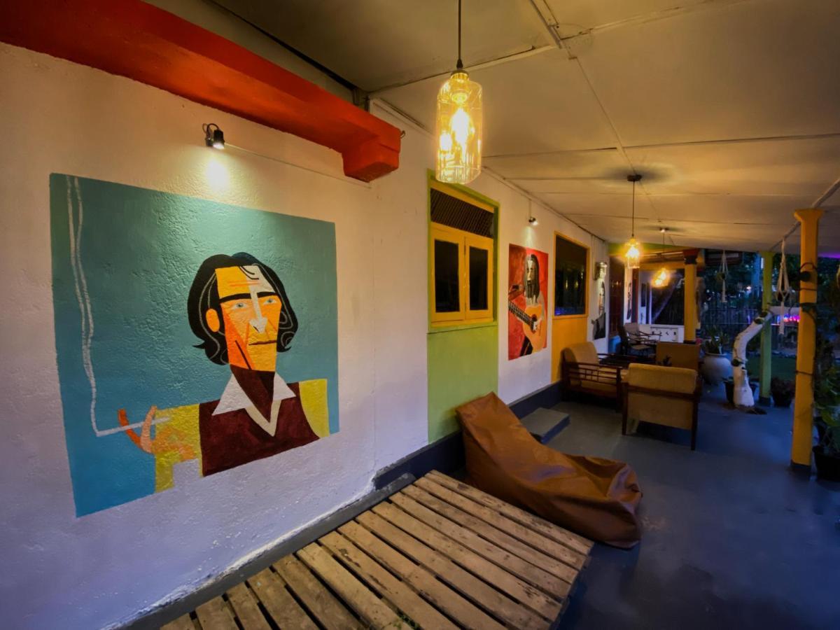Mad Monkey Hostel And Lounge Ella Exterior foto